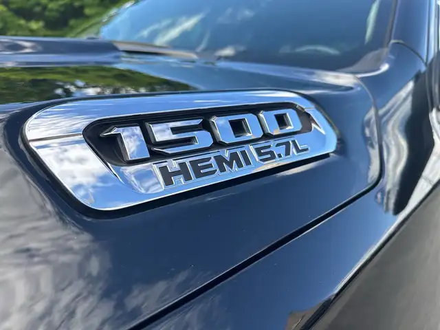 Dodge RAM LKW Quad Cab Laramie V8 6-SITZER Ansicht 14