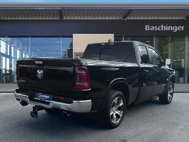 Dodge RAM LKW Quad Cab Laramie V8 6-SITZER Ansicht 2