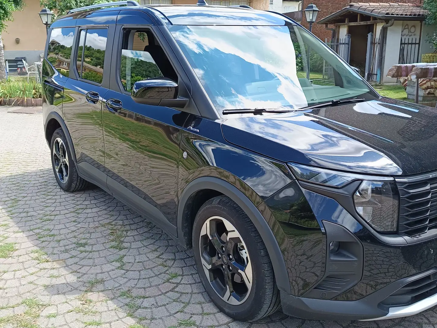Ford Tourneo Courier Active Nero - 1