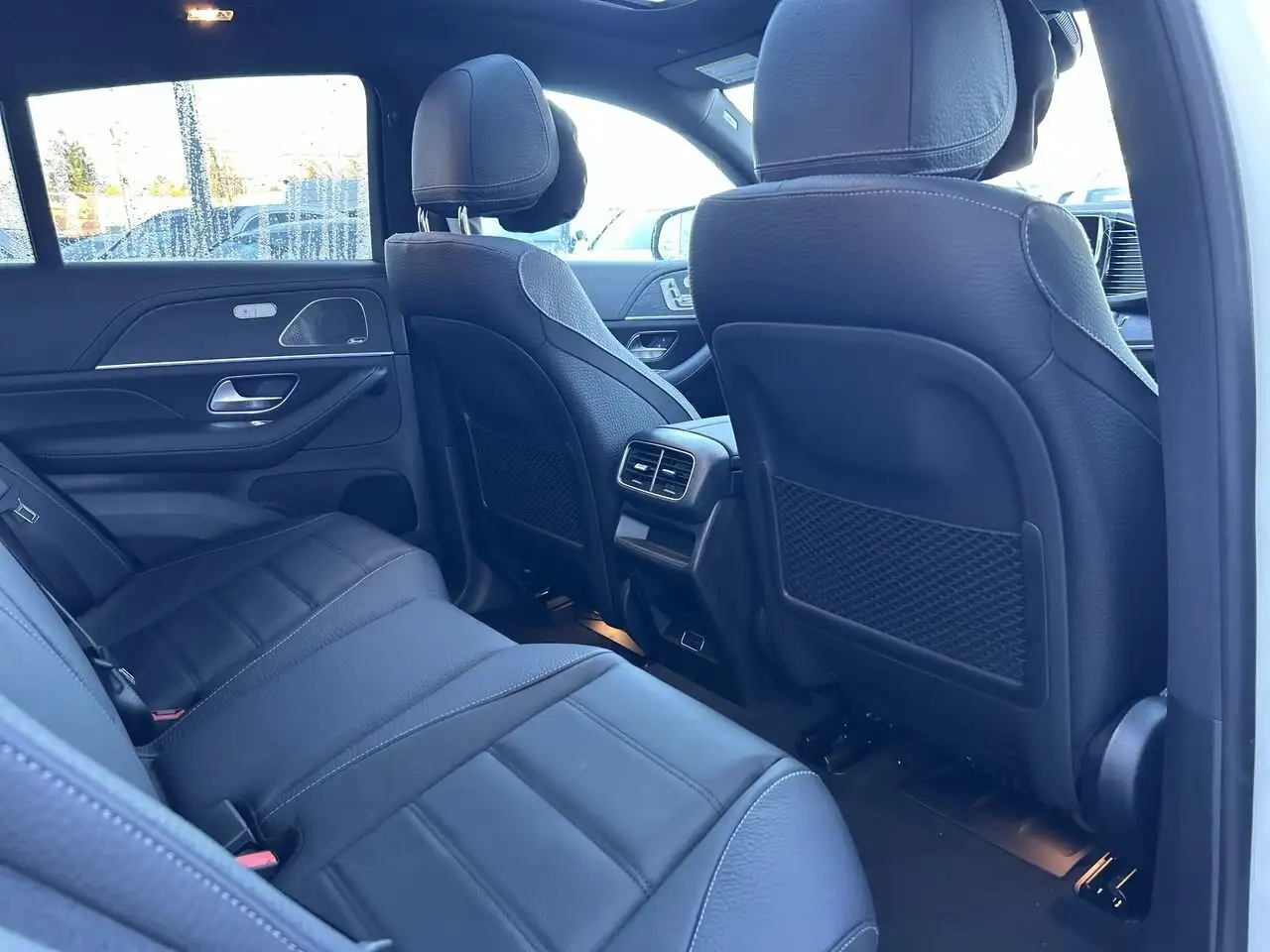 Mercedes-Benz GLE снимка Mercedes-Benz GLE