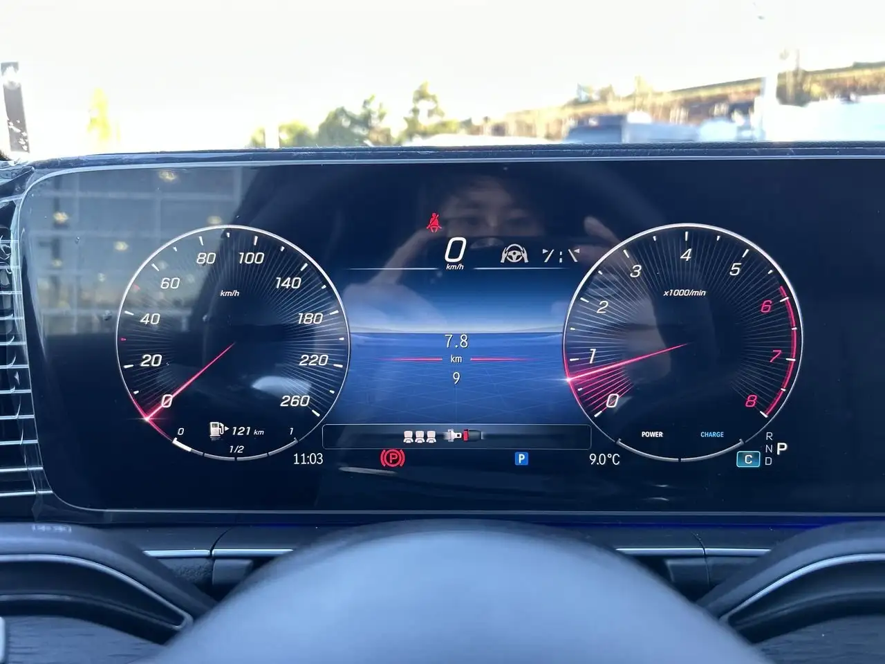 Mercedes-Benz GLE снимка Mercedes-Benz GLE