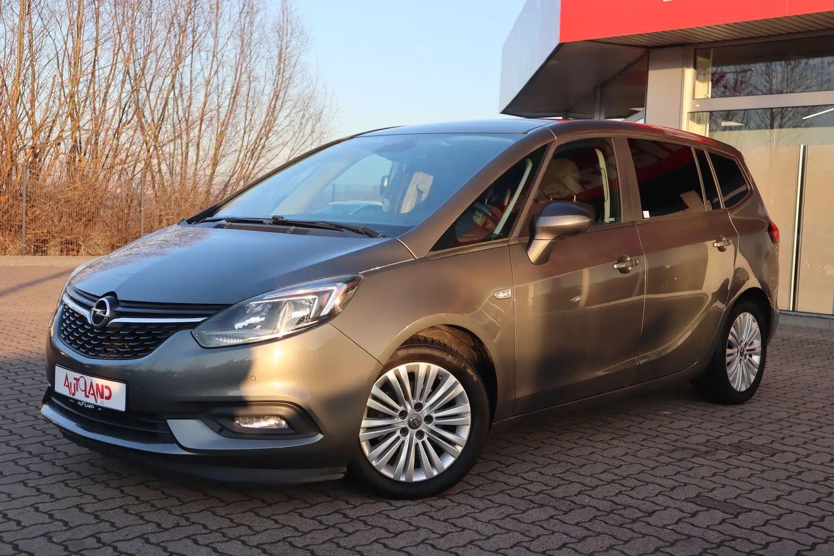 Opel Zafira 1.4 Turbo Active 7-Sitzer Kamera Navi PDC Grau - 1