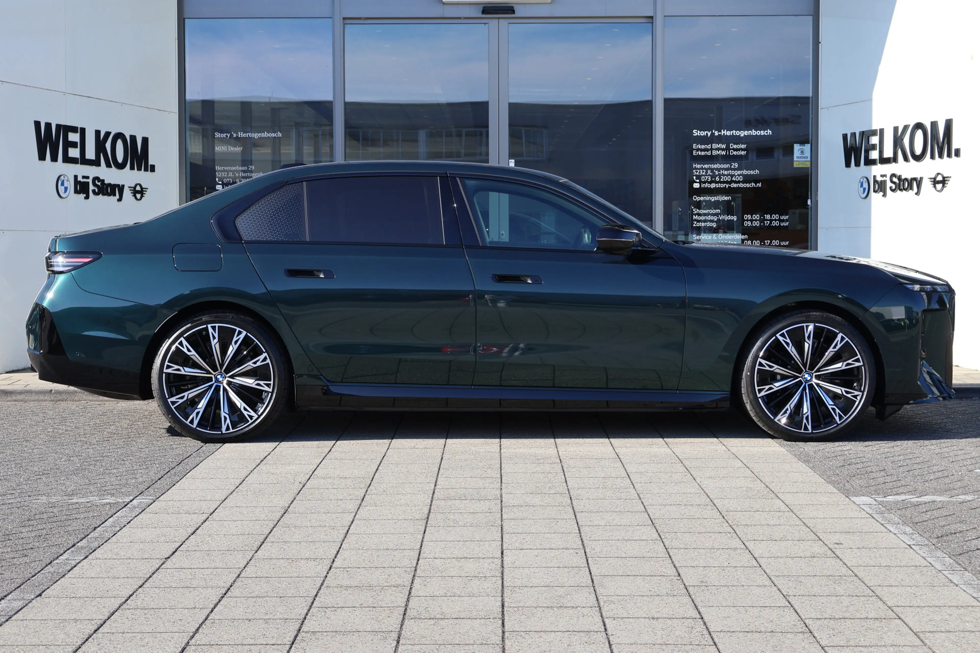 BMW i7 60 xDrive M Sport / Panoramadak Sky Lounge / Trekh — photo 6