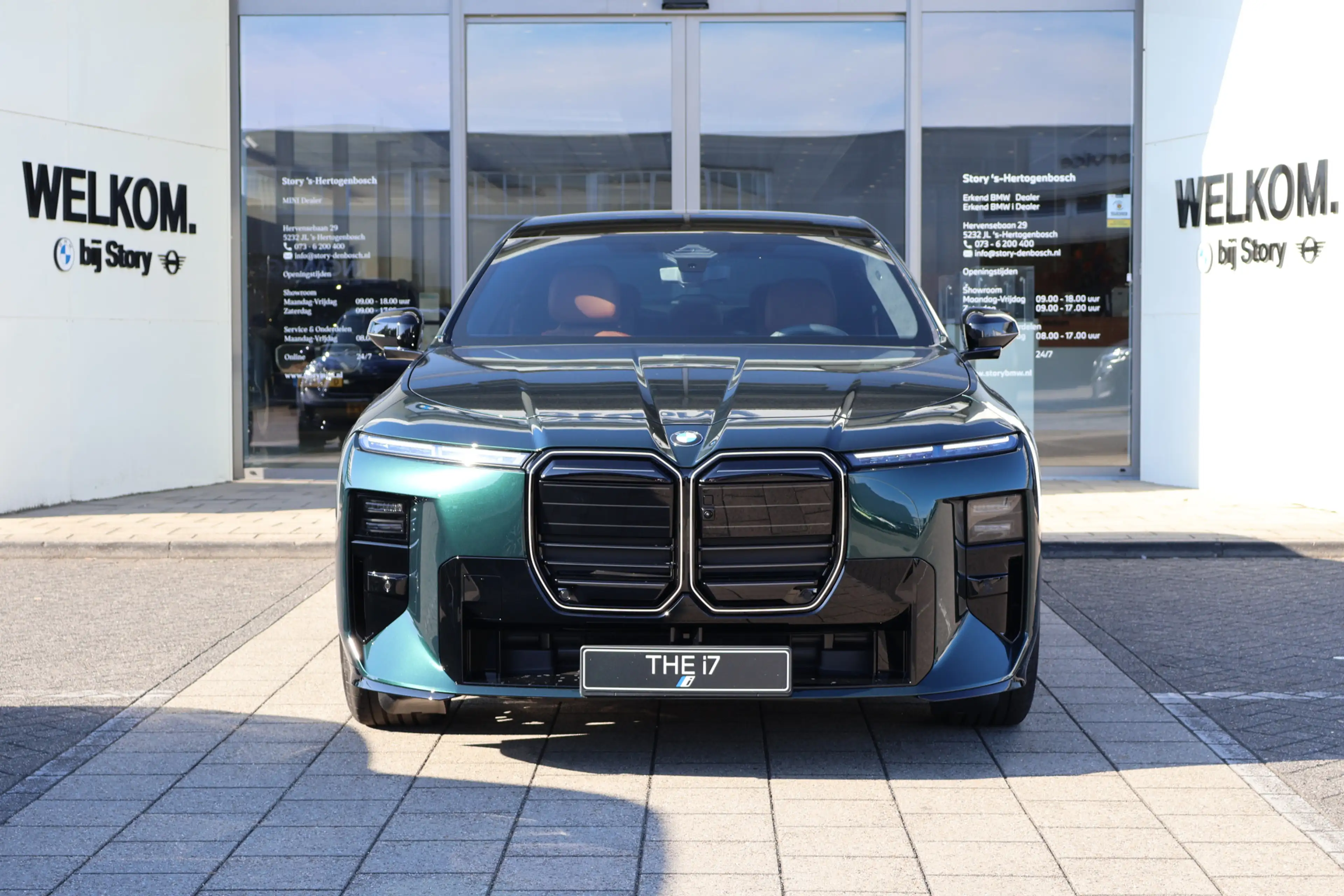 BMW i7 60 xDrive M Sport / Panoramadak Sky Lounge / Trekh — photo 2