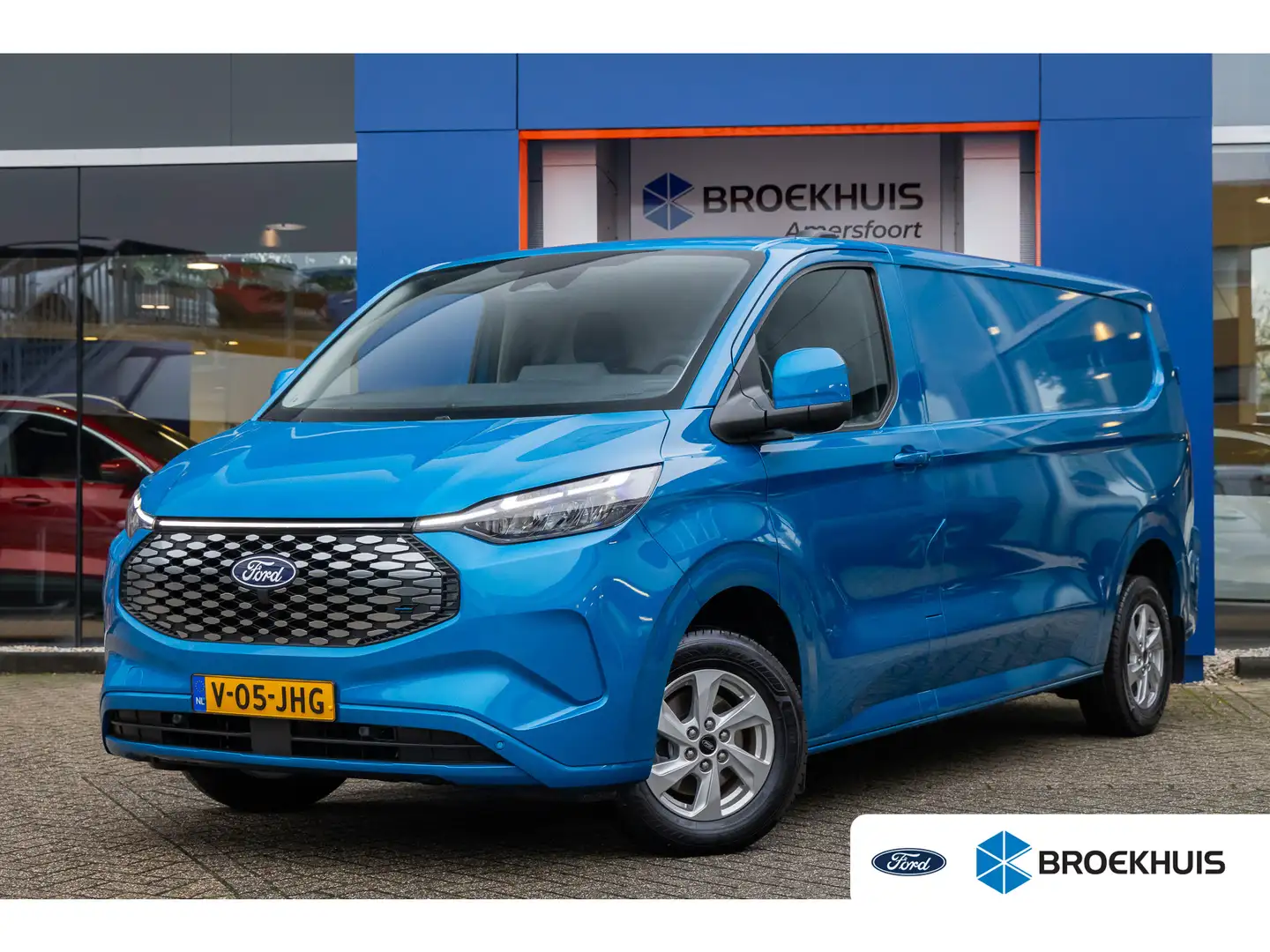 Ford E-Transit Cust. 320 L2H1 Limited 65 kWh | Adap cruise | Stoe Blauw - 1