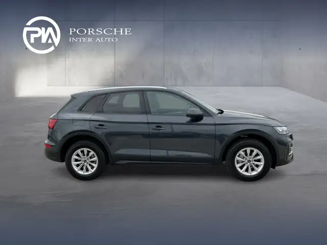 Audi Q5 view 6