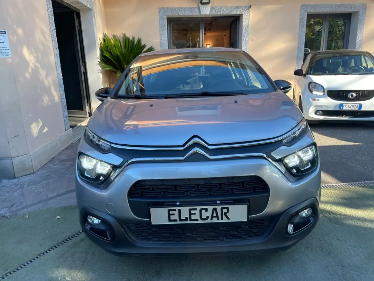 Citroen C3 PureTech 83 S&S Max TUA DA 200,00 EURO AL MESE Gris - 2