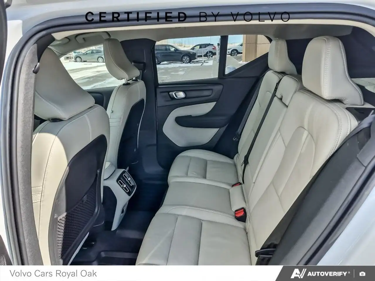 Volvo XC40 снимка Volvo XC40