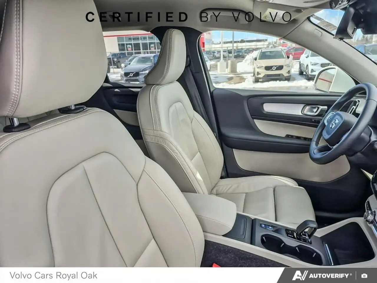 Volvo XC40 снимка Volvo XC40