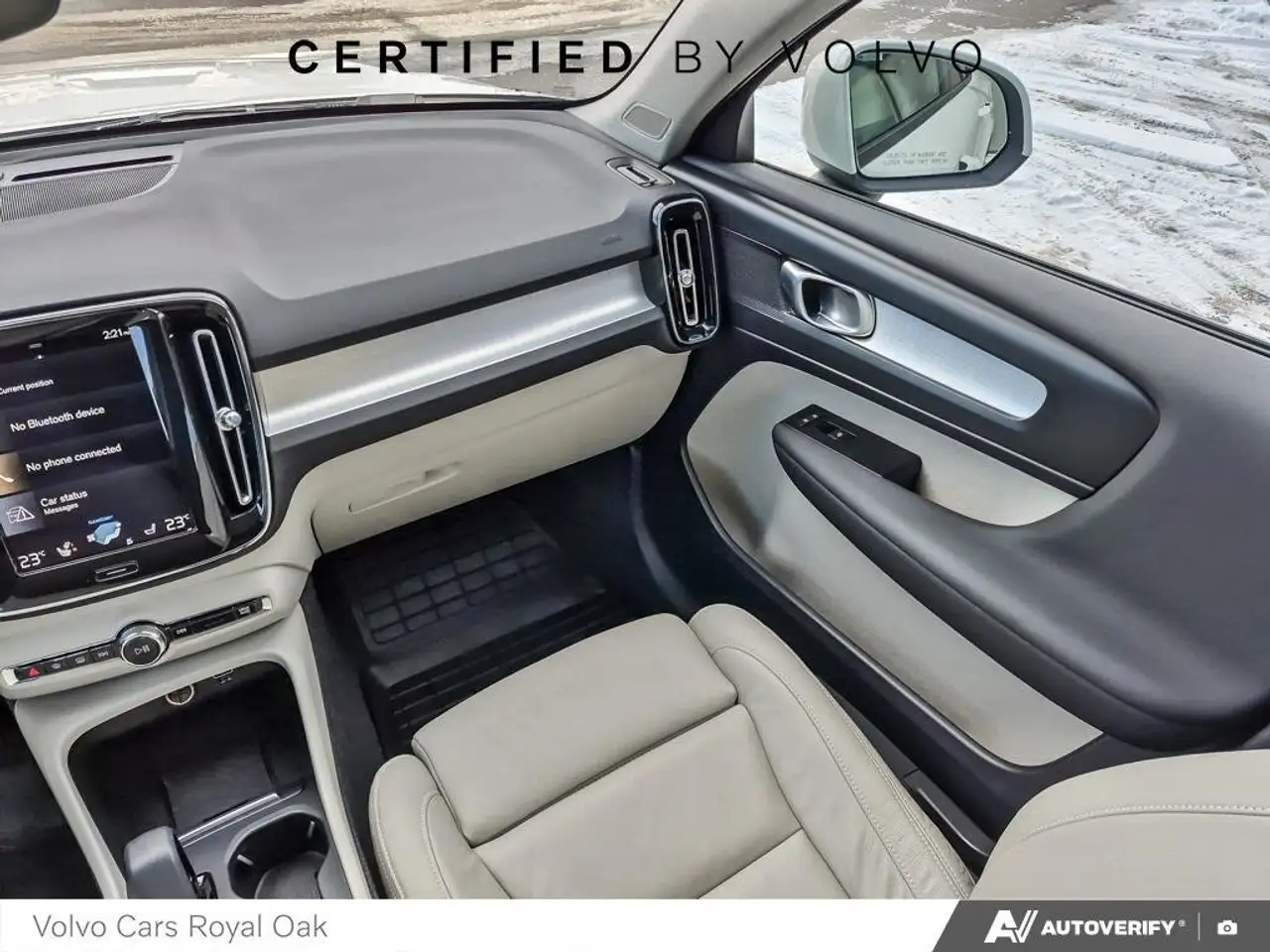 Volvo XC40 снимка Volvo XC40