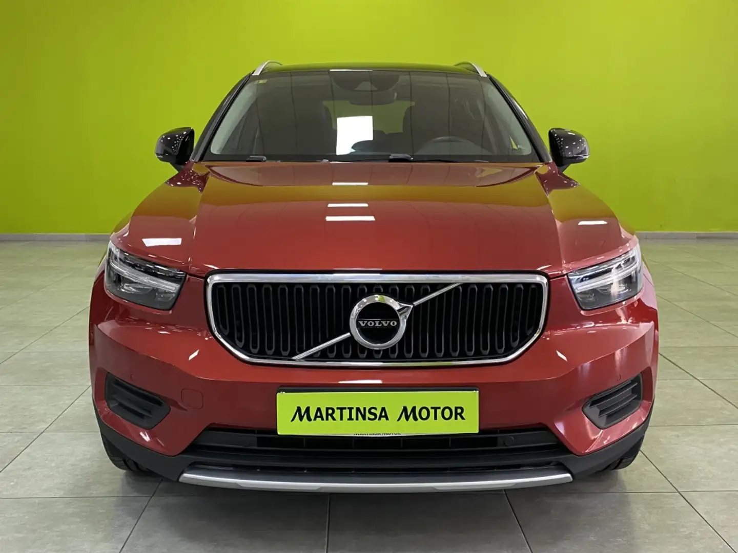 Volvo XC40 T3 Business Plus Aut. Rouge - 2