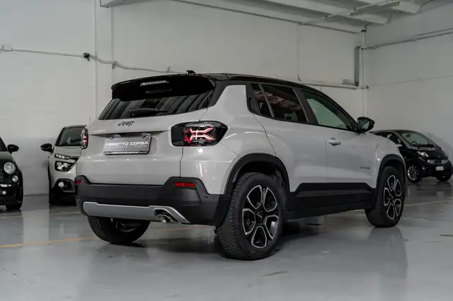 Jeep Avenger view 6