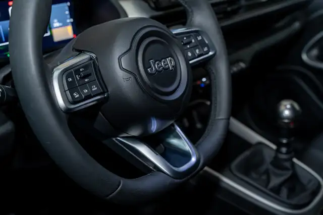 Jeep Avenger view 12