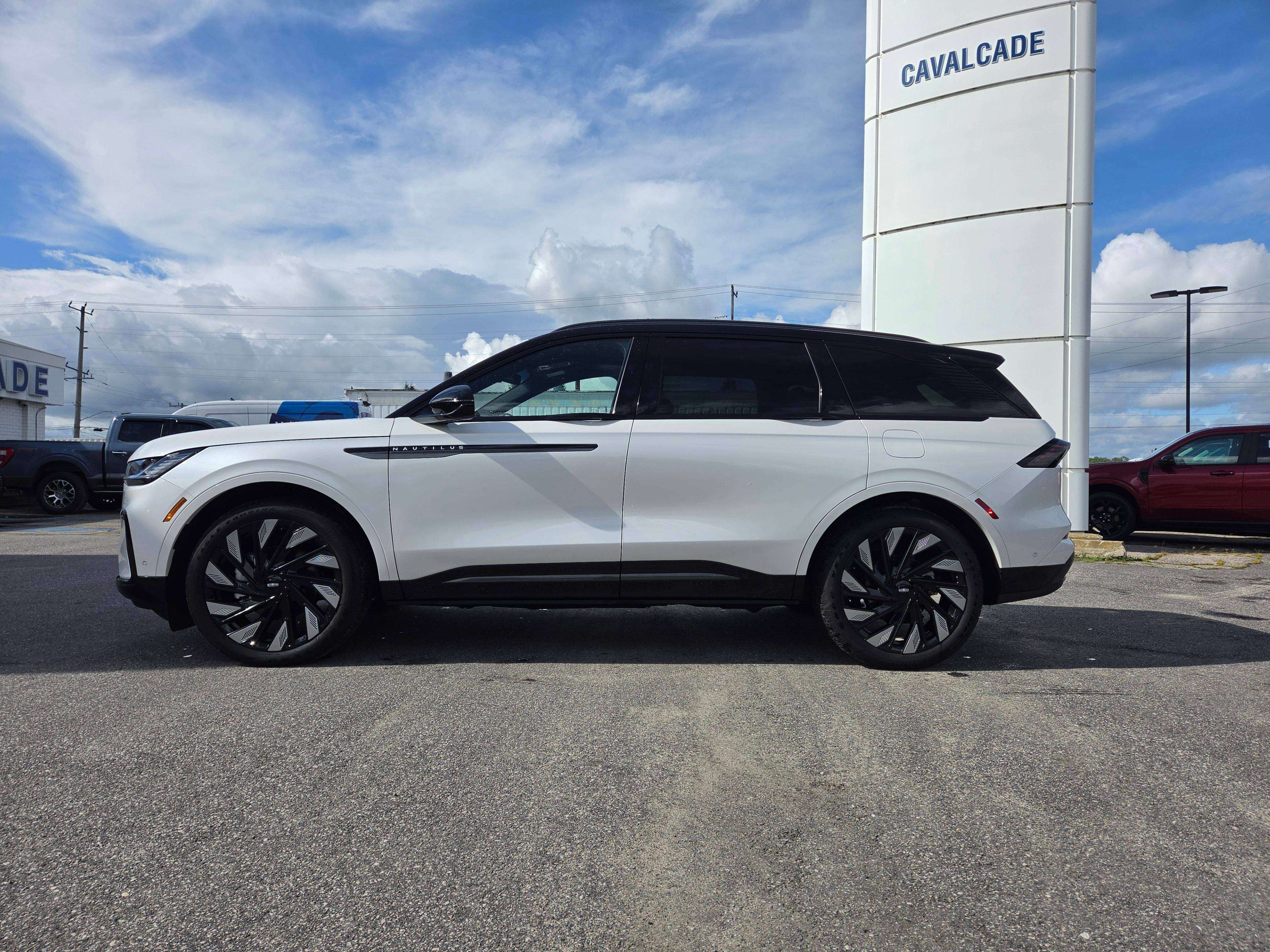 2024 Lincoln Nautilus Reserve AWD — снимка 1