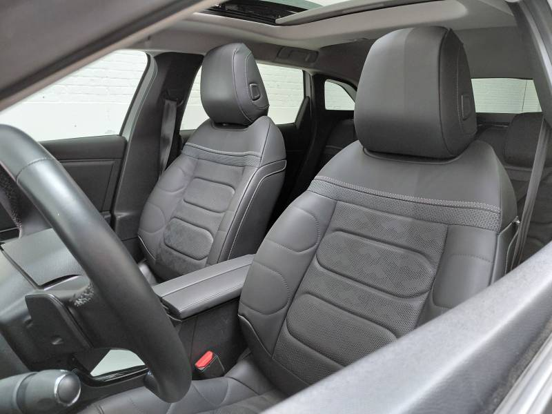 Citroen C5 X 1 Hybrid 225 e-EAT8 Shine Pack — photo 12