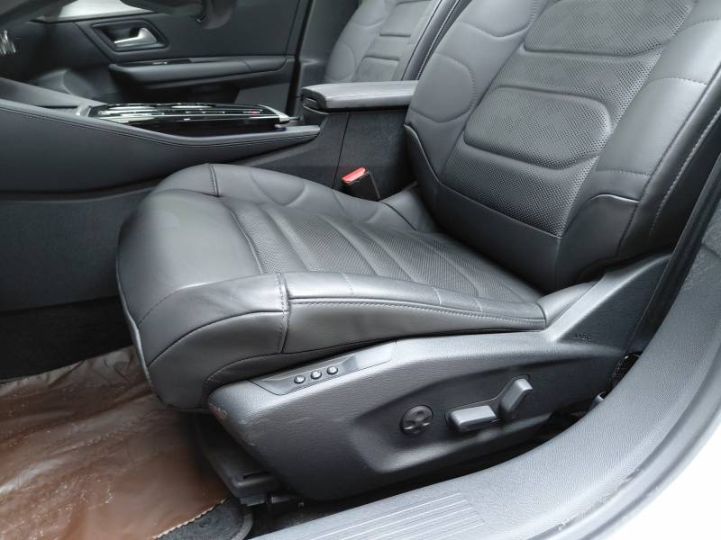 Citroen C5 X 1 Hybrid 225 e-EAT8 Shine Pack — photo 14