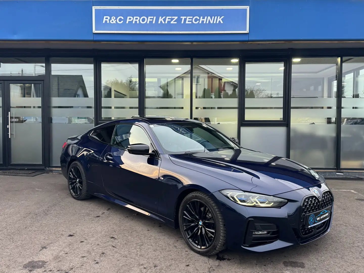 BMW 420 420d Coupe Aut. MSPORT/VOLL AUS./ACC/SHD/CARBON IN Blau - 1