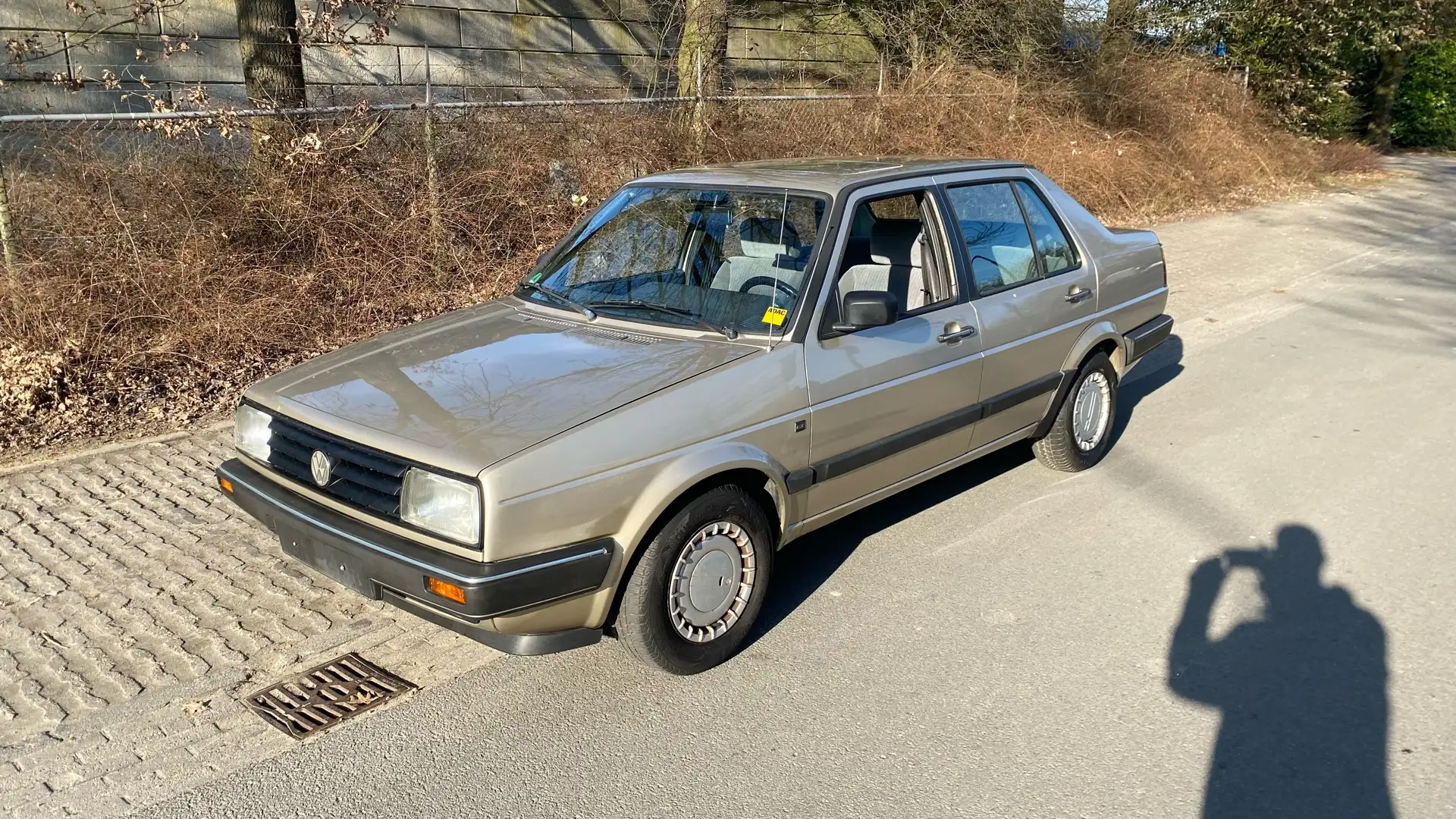 Volkswagen Jetta GL - 1