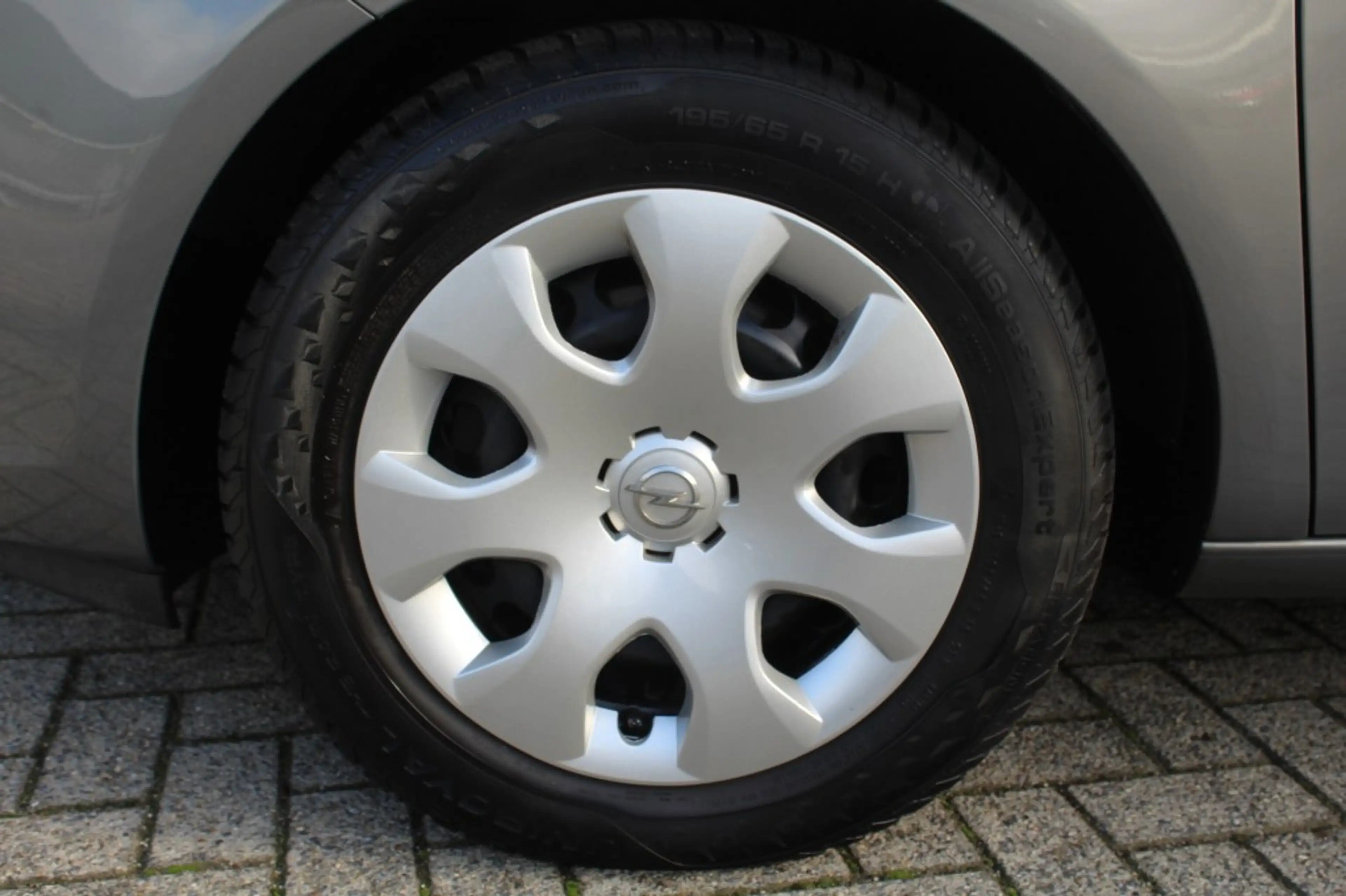 Opel Meriva - — photo 37