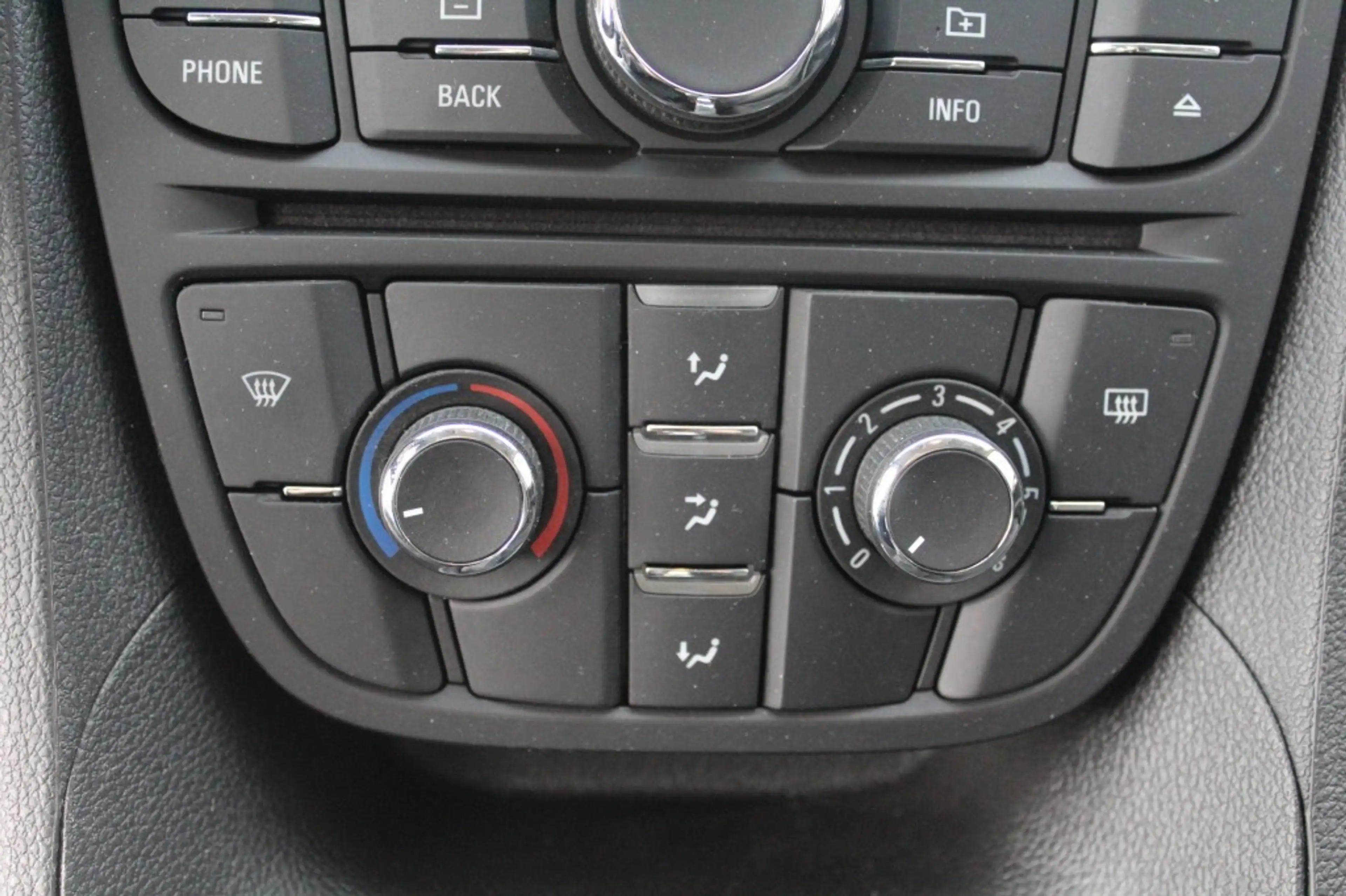 Opel Meriva - — photo 18