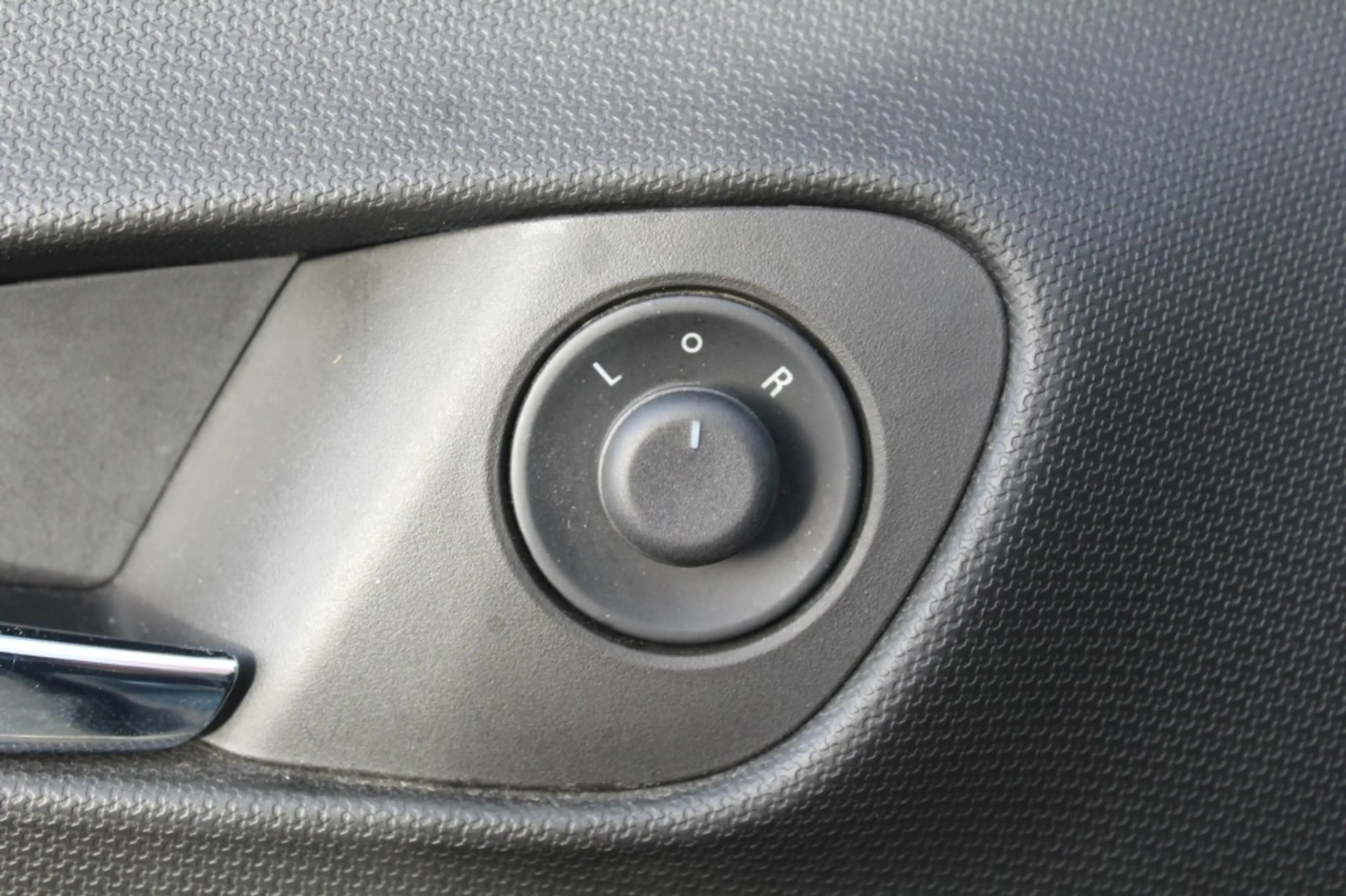 Opel Meriva - — photo 10