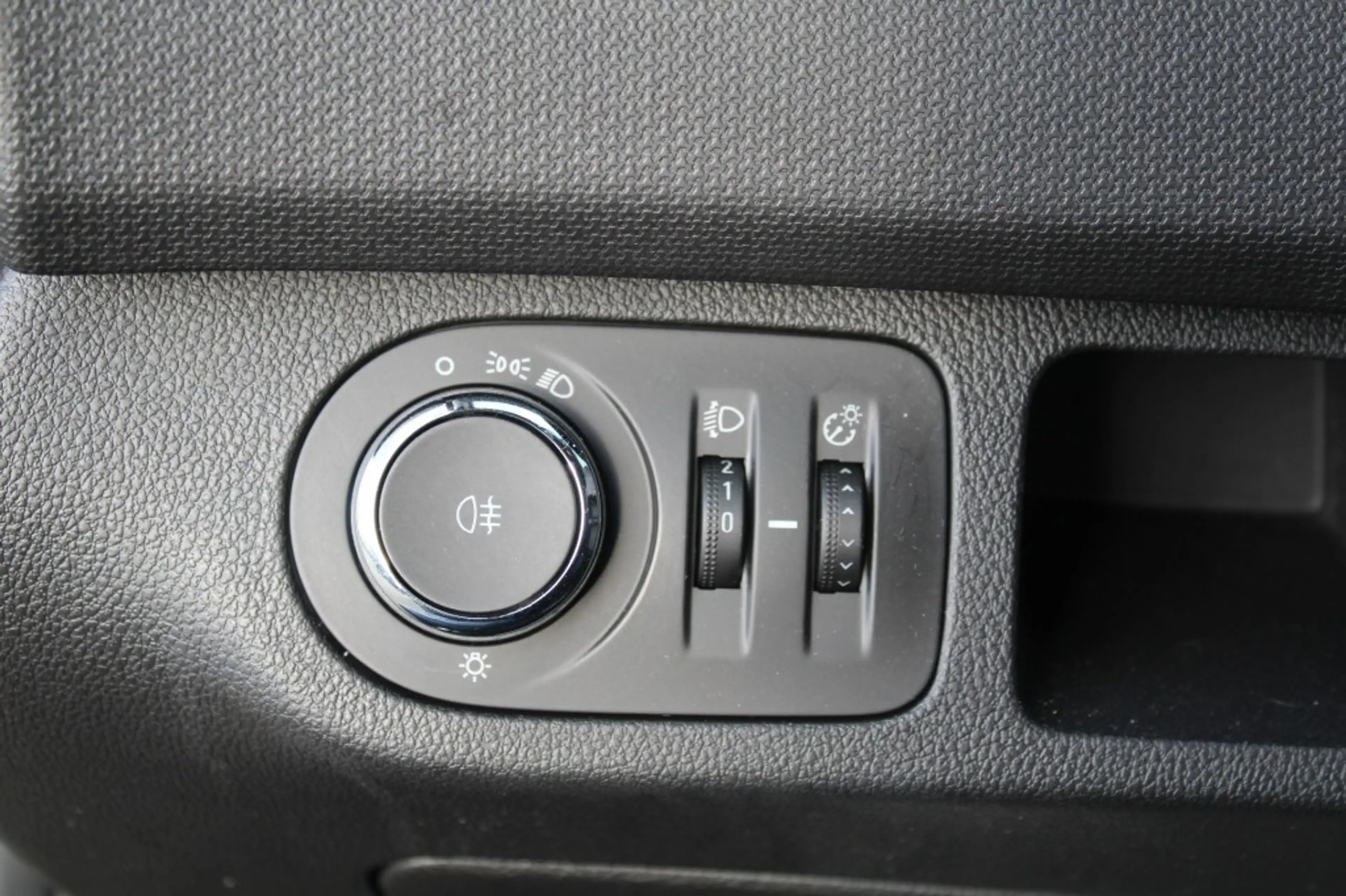 Opel Meriva - — photo 34