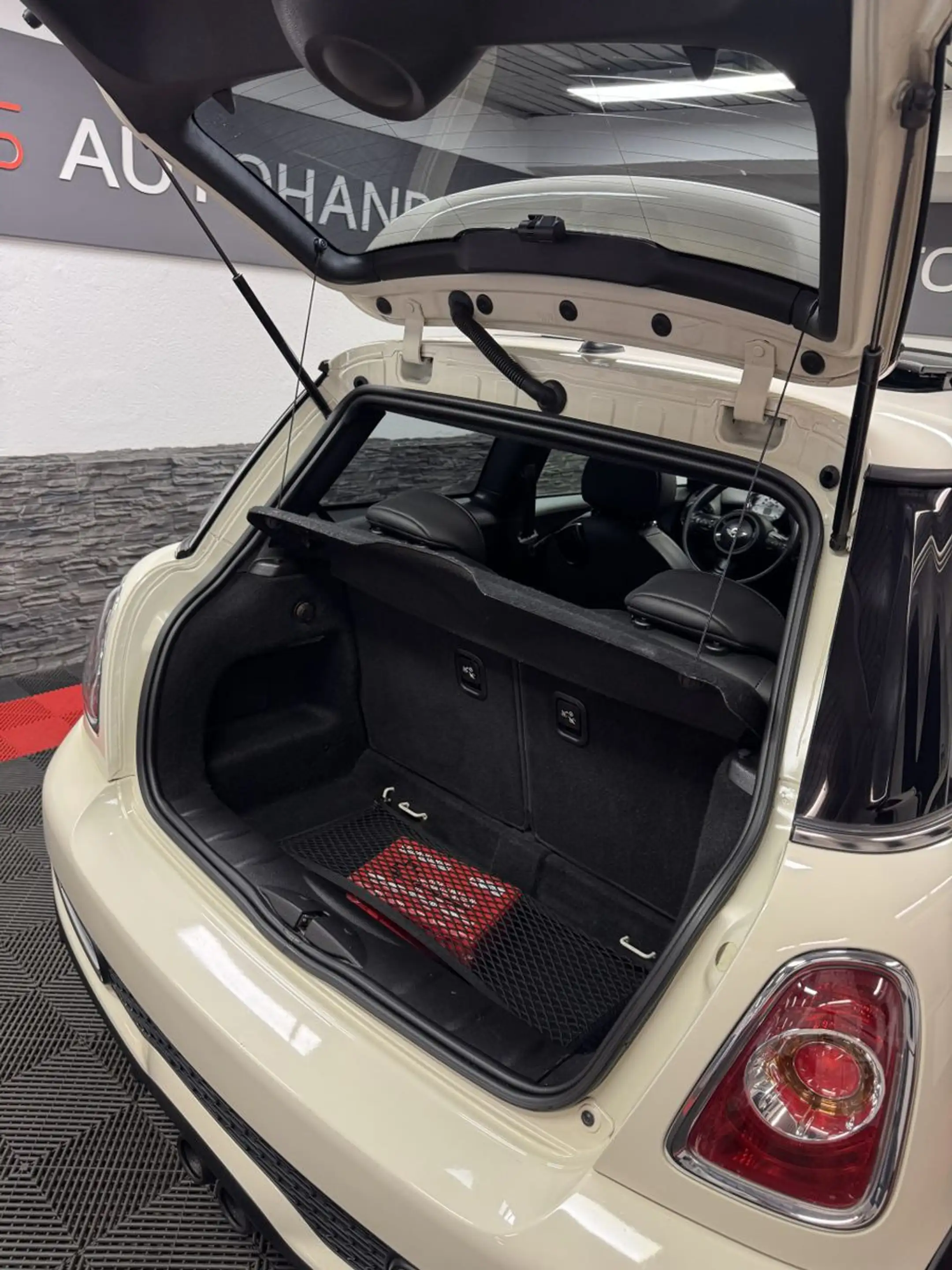 MINI Cooper S *PANORAMA*XENON*LEDER* — photo 12