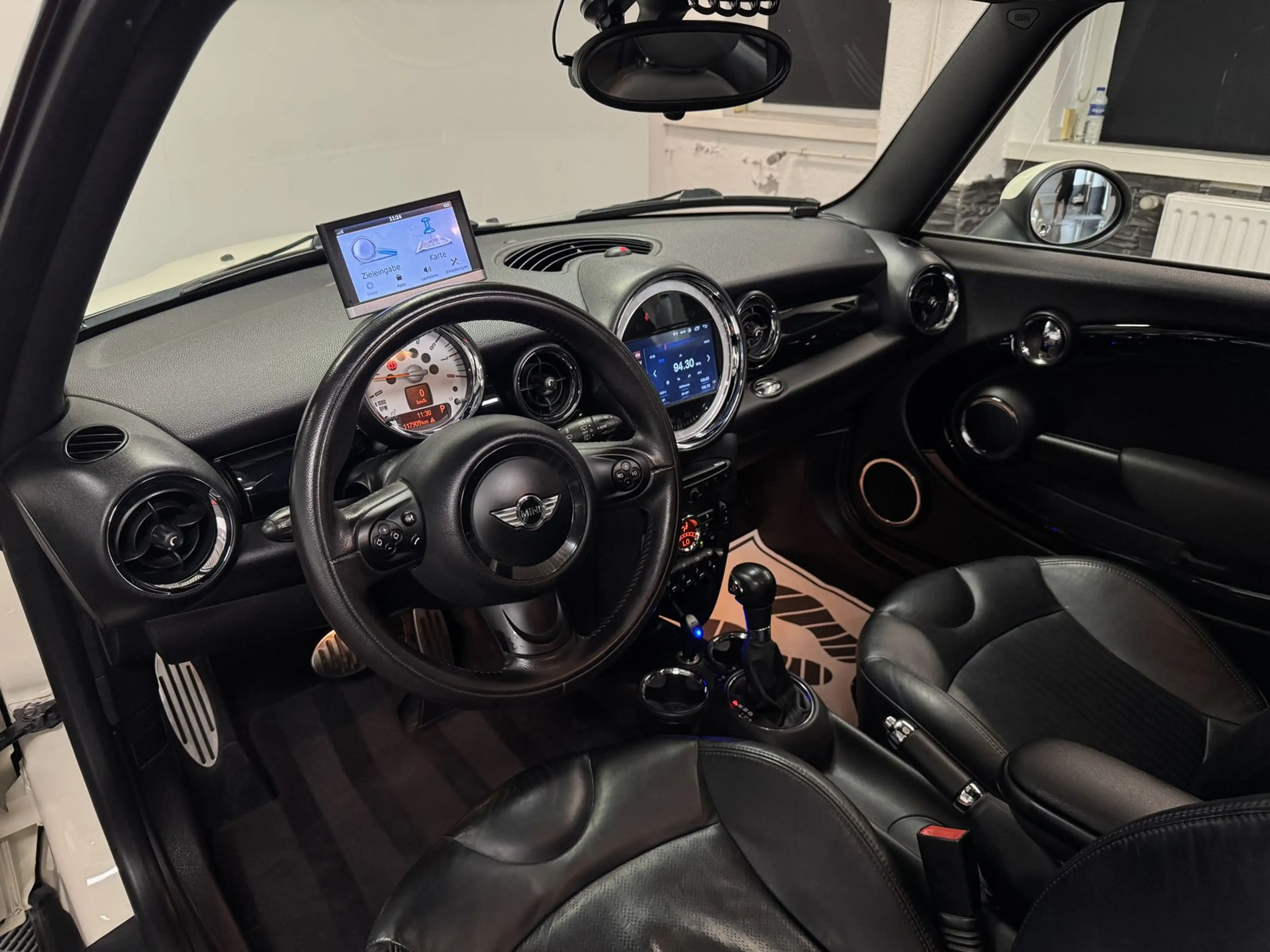 MINI Cooper S *PANORAMA*XENON*LEDER* — photo 7