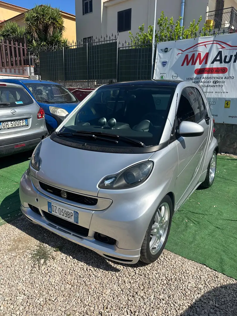 smart brabus 1.0 benzina 2009 Grau - 2