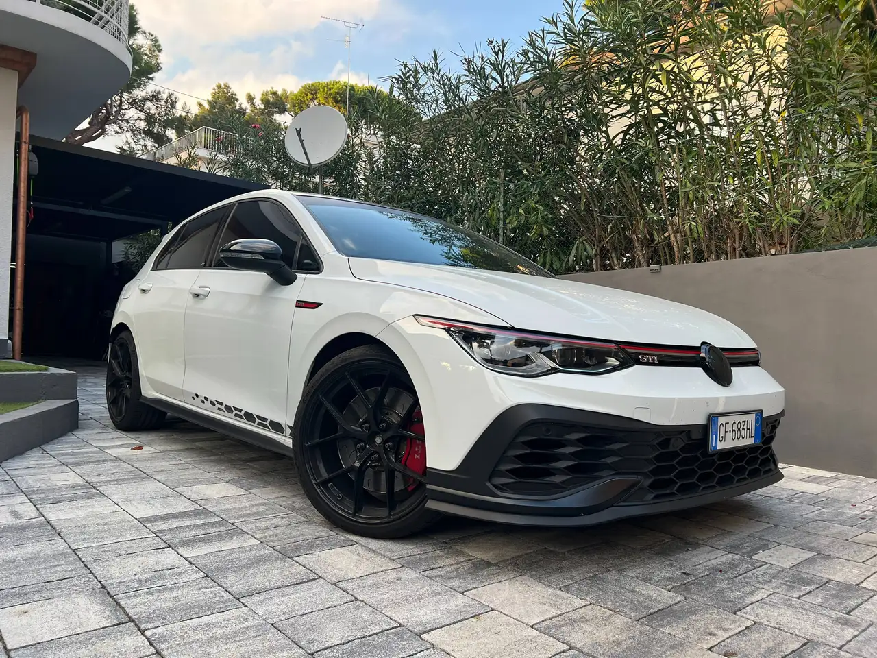 Volkswagen Golf GTI