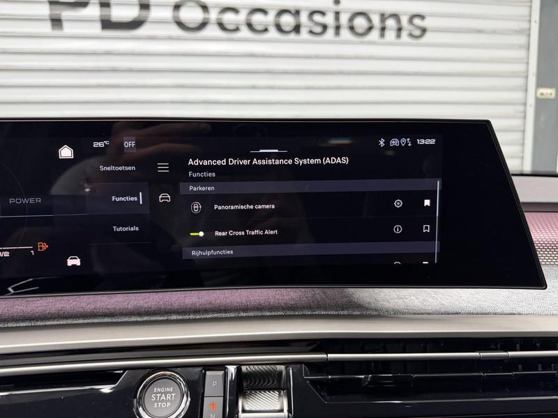 Peugeot 5008 1.2 Hybrid 145 GT Executive - 7P - Demo - Massage — photo 38