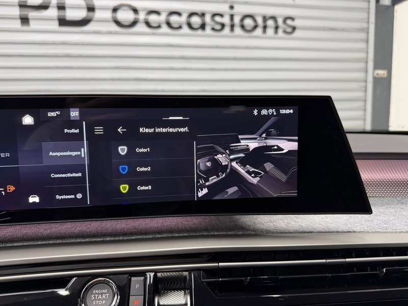 Peugeot 5008 1.2 Hybrid 145 GT Executive - 7P - Demo - Massage — photo 45
