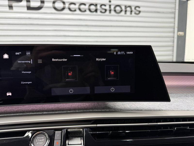 Peugeot 5008 1.2 Hybrid 145 GT Executive - 7P - Demo - Massage — photo 42
