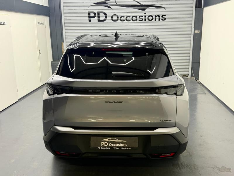 Peugeot 5008 1.2 Hybrid 145 GT Executive - 7P - Demo - Massage — photo 4