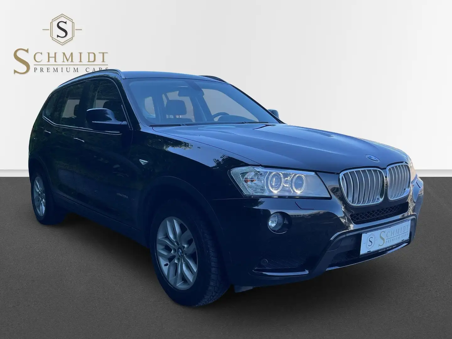 BMW X3 sDrive18d Schwarz - 2