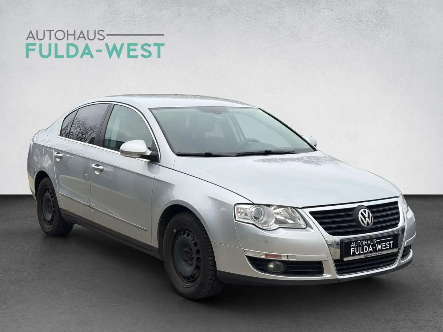 Volkswagen Passat Lim. 2.0 Klimaaut Temp SHZ PPvo+hi Export Argent - 2