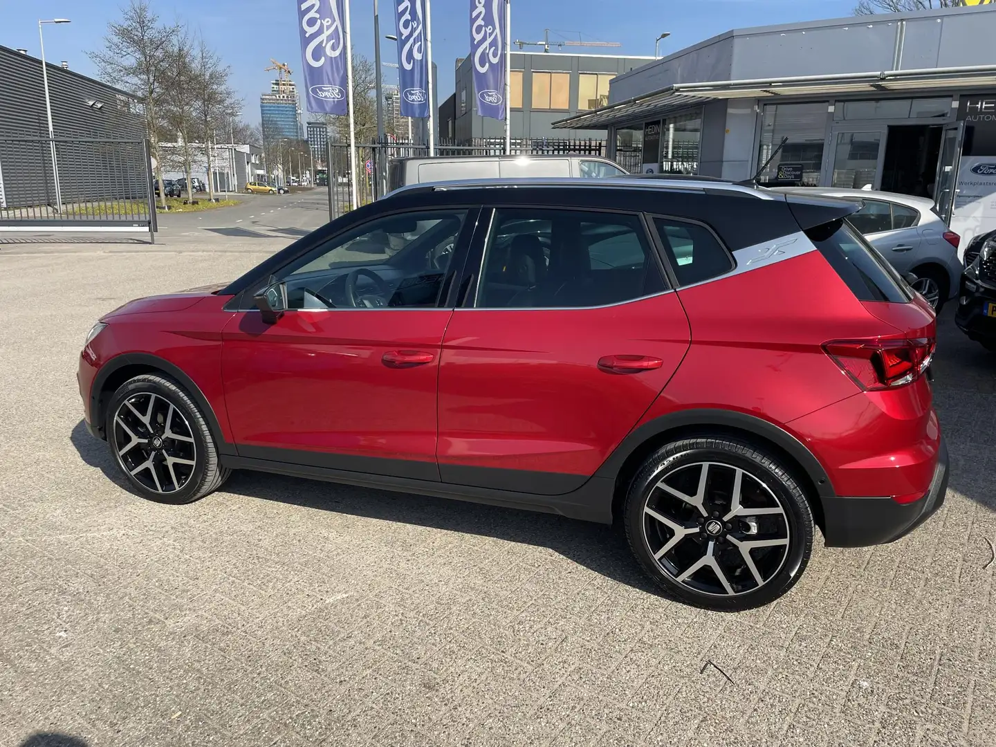 SEAT Arona 1.0 TSI Xcellence Business Intense FR | Automaat | Rojo - 2