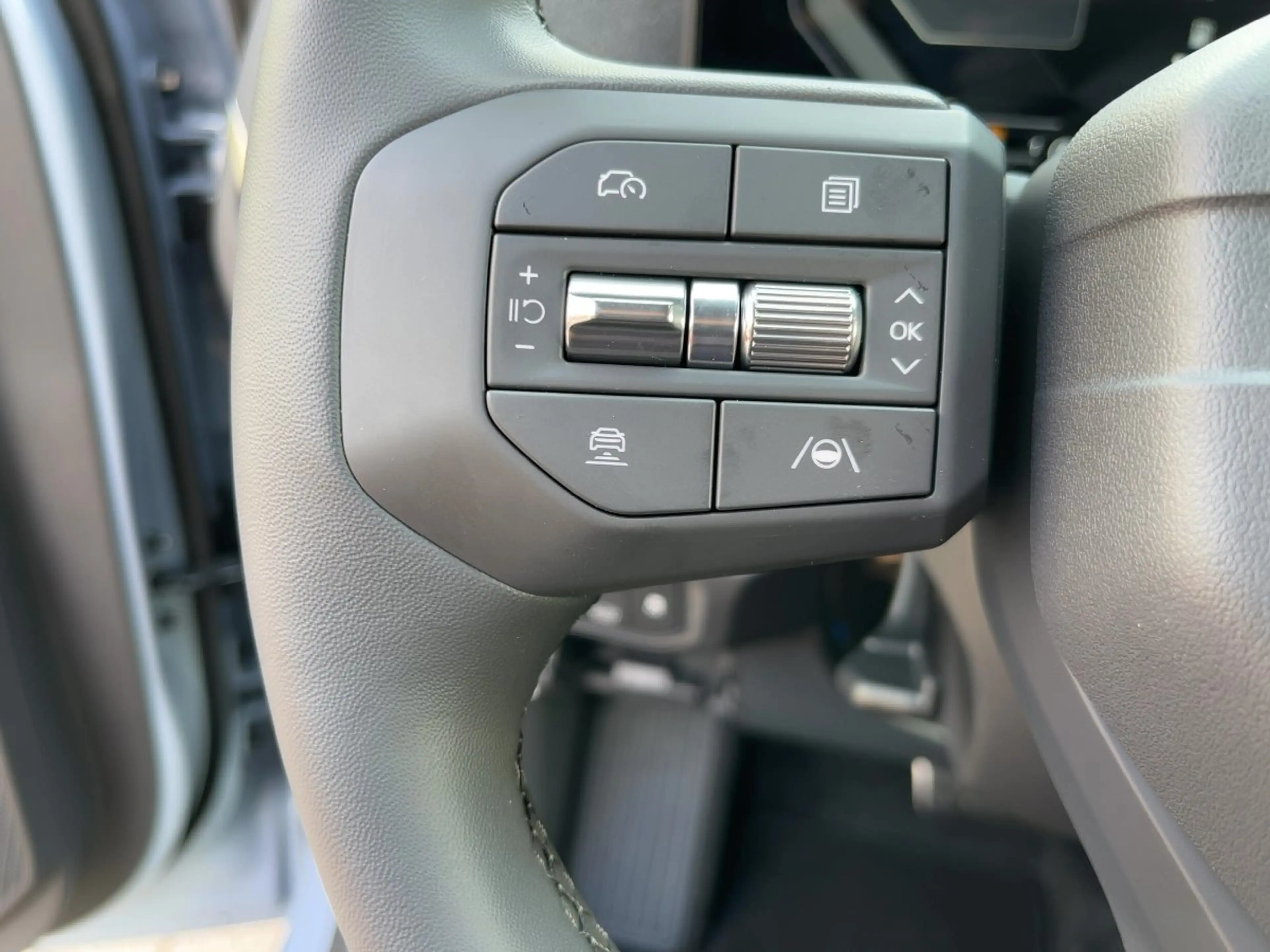 Kia Seltos 1.6 T-GDI X-Line ACC+Navi+SHZ+2xKlima — photo 13