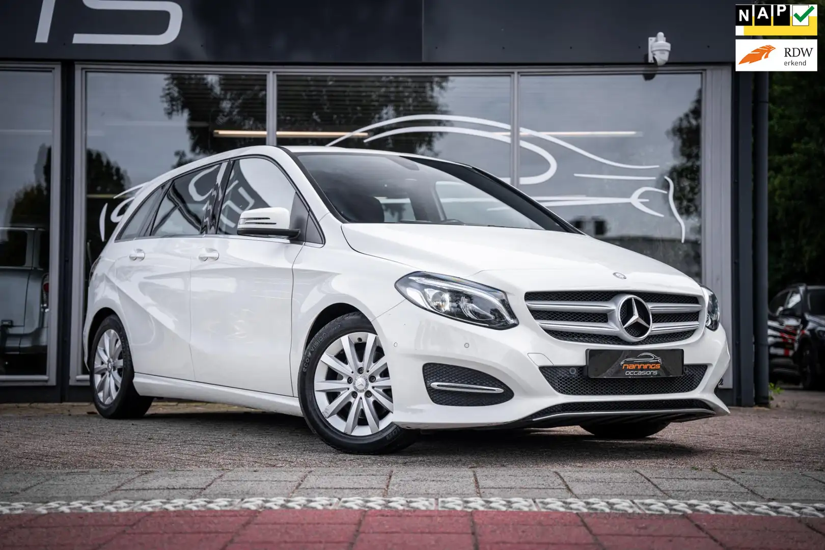 Mercedes-Benz B 180 Led|Carplay|Navi|Automaat|Cruise Blanc - 1