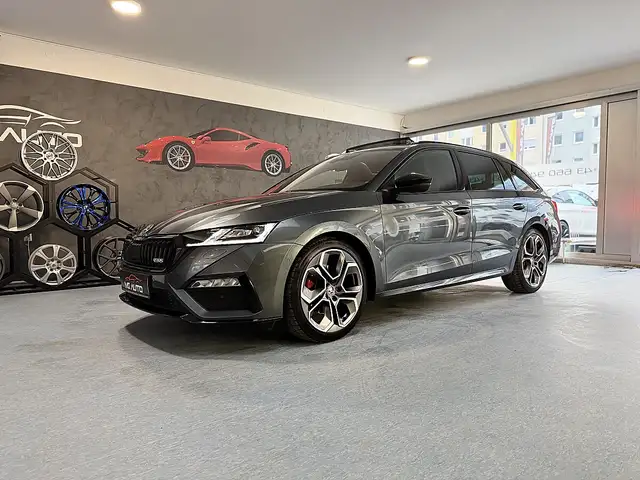 Skoda Octavia view 2