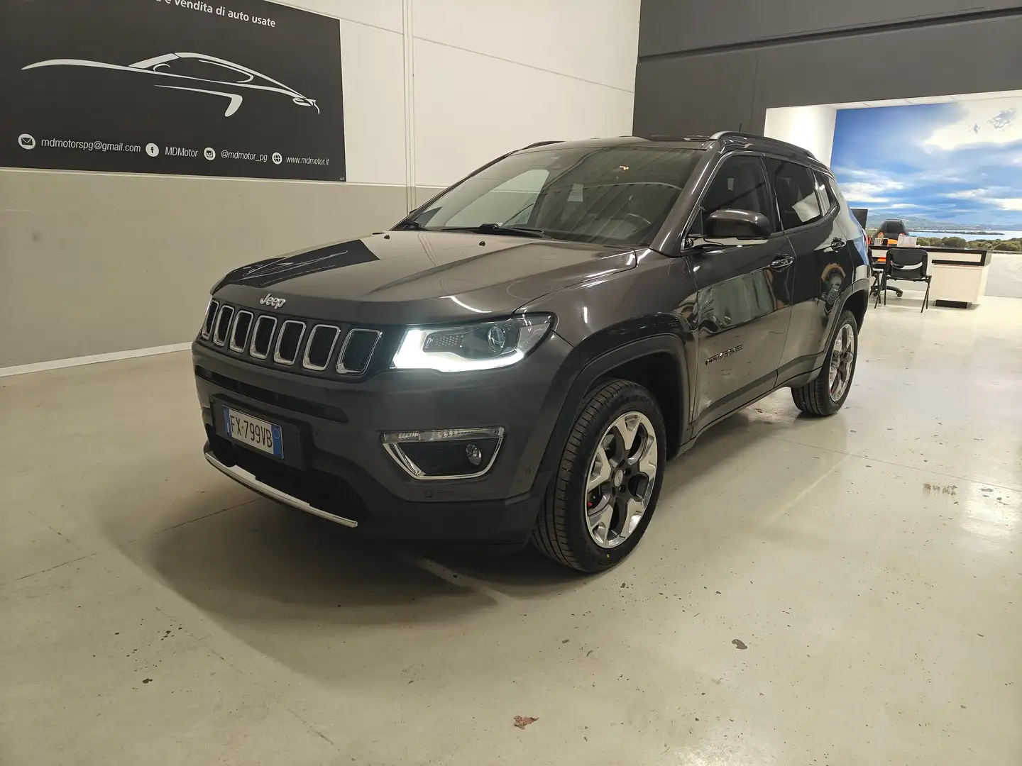 Jeep Compass Compass II 2.0 mjt Limited 4wd 140cv auto my19 Gris - 1