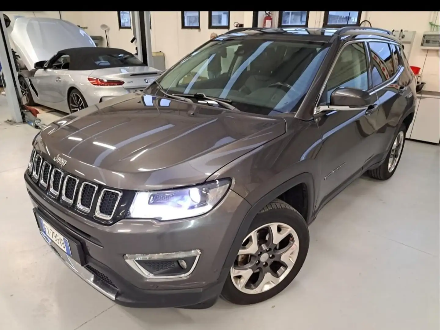 Jeep Compass Compass II 2.0 mjt Limited 4wd 140cv auto my19 Grigio - 1