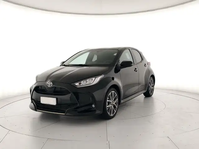 Toyota Yaris 1.5h 130 lounge