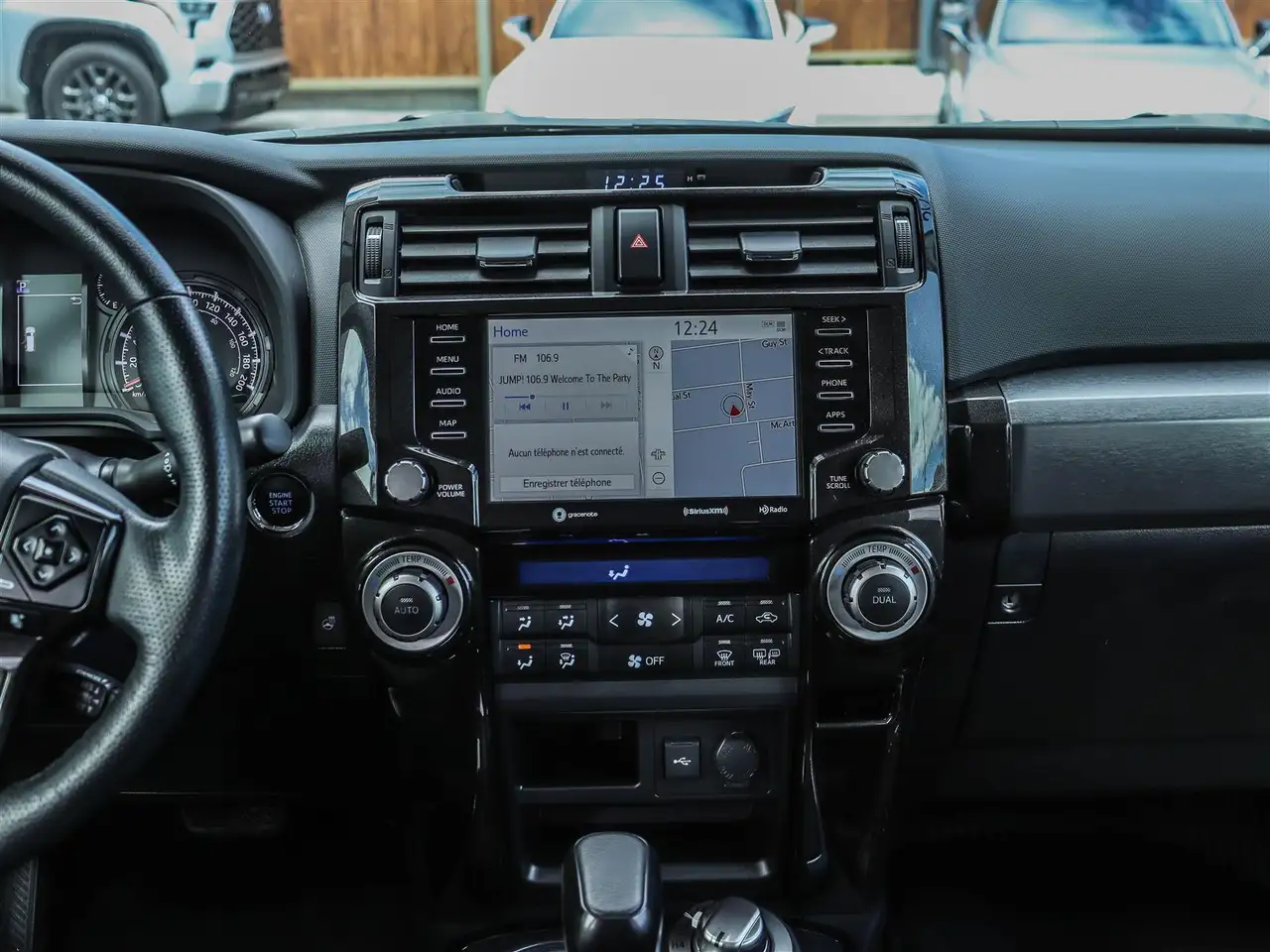 Toyota 4-Runner снимка Toyota 4-Runner