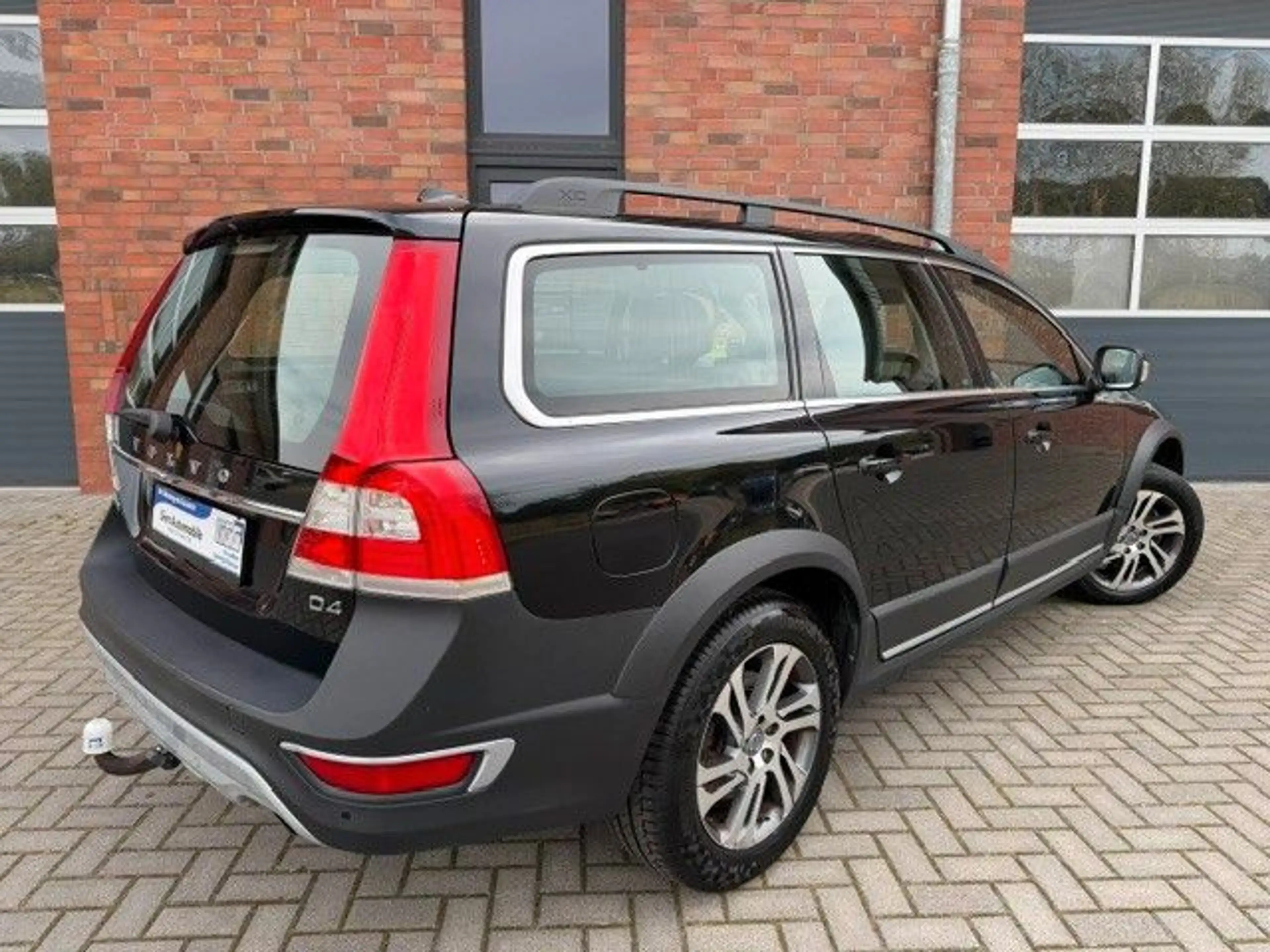 Volvo XC70 SUMMUM 2WD AUT,DACH,STANDHEIZUNG,XENON — photo 8