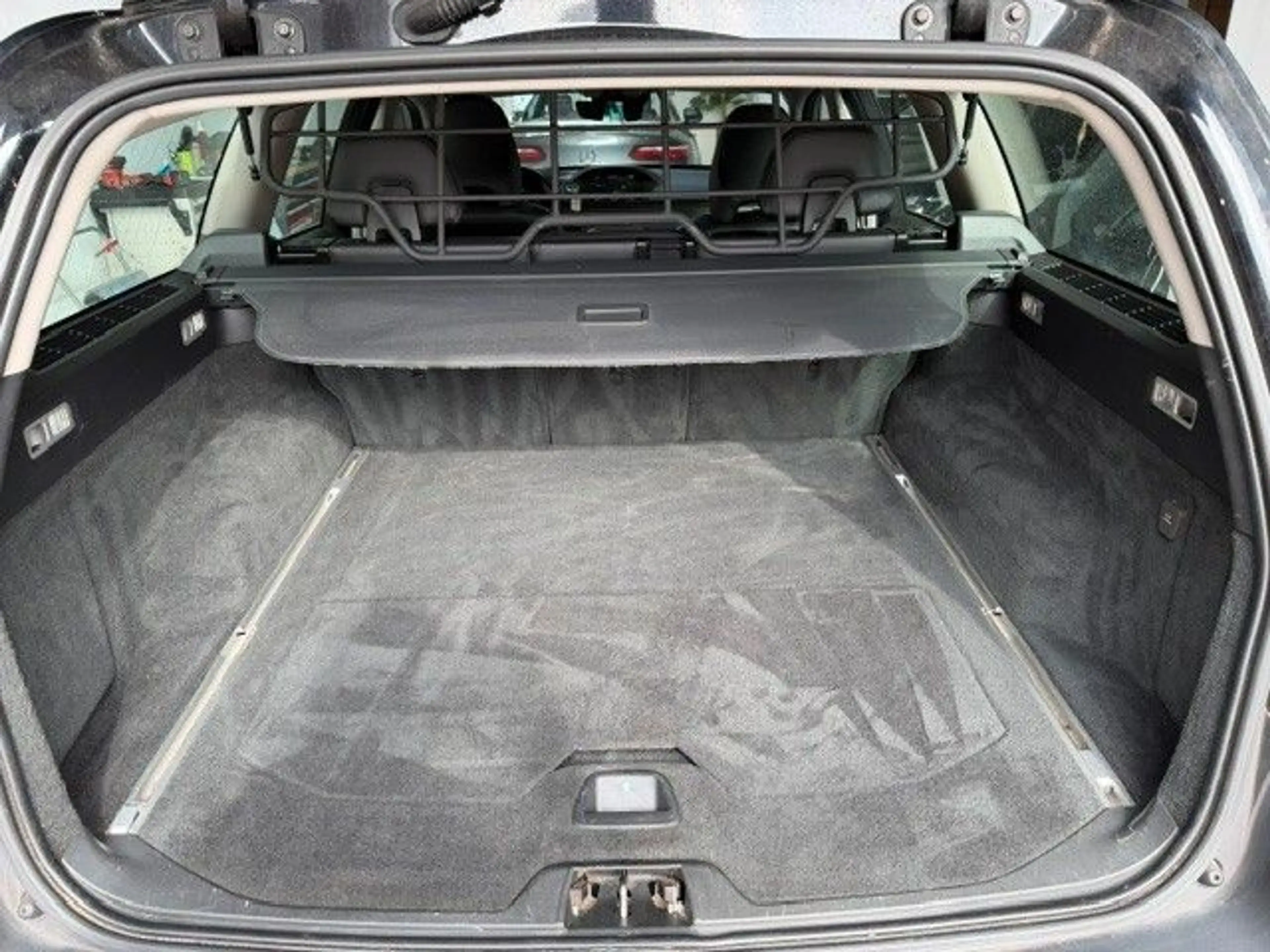 Volvo XC70 SUMMUM 2WD AUT,DACH,STANDHEIZUNG,XENON — photo 14