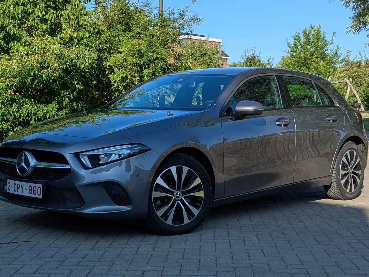 Mercedes-Benz A 250 A 250 e 8G-DCT Business Line Grijs - 1