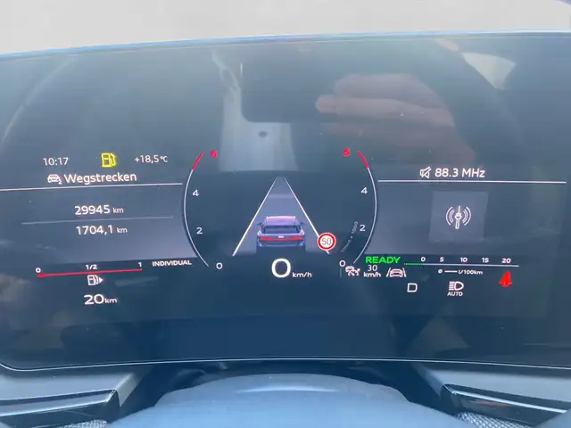 Audi A6 view 10