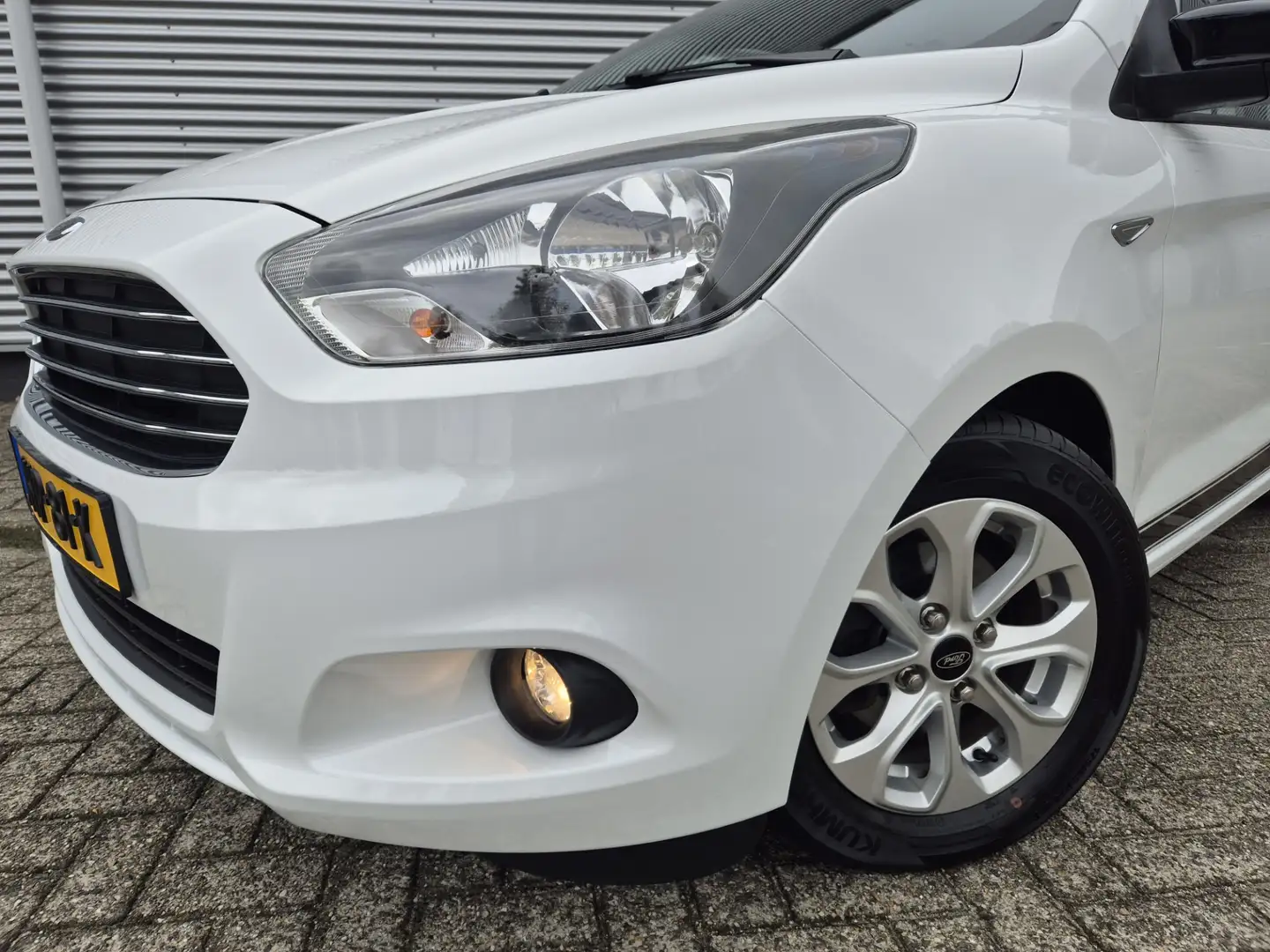 Ford Ka/Ka+ 1.2 Trend Ultimate ,Airco,cruisecontrol, Weiß - 2