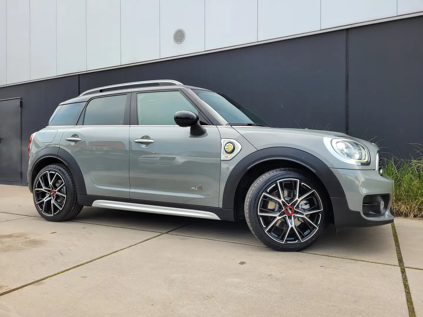 MINI Cooper SE Countryman All4*AUT.*PANO DAK*SPORTSTOELEN*NAVI*FULL LED*PDC* Gris - 1